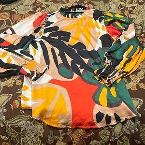 Satin colorful pattered shirt